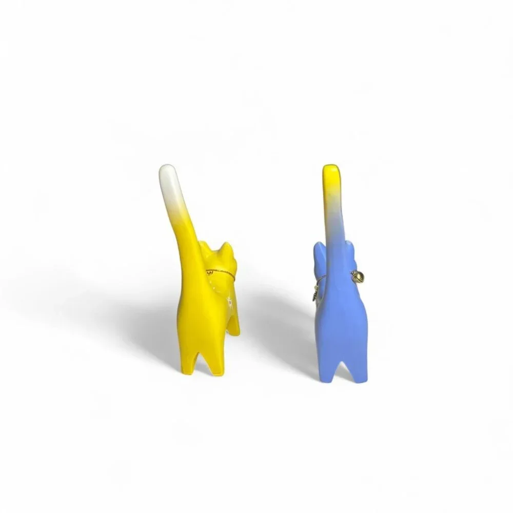 2 VTG Wooden Cat Ring Holders